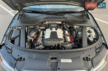 Седан Audi A8 2013 в Киеве
