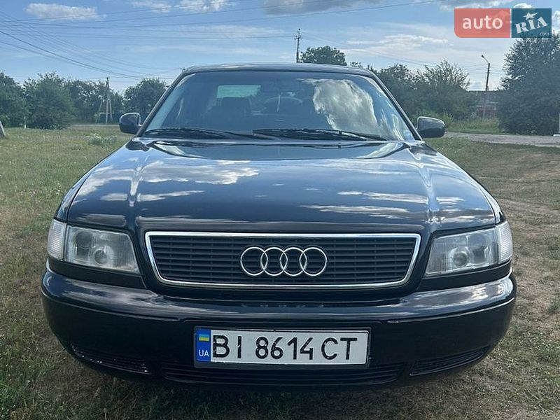 Седан Audi A8 1996 в Оржиці