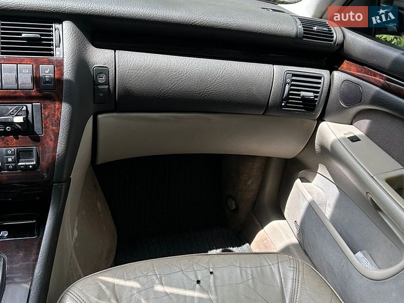 Седан Audi A8 1996 в Оржиці