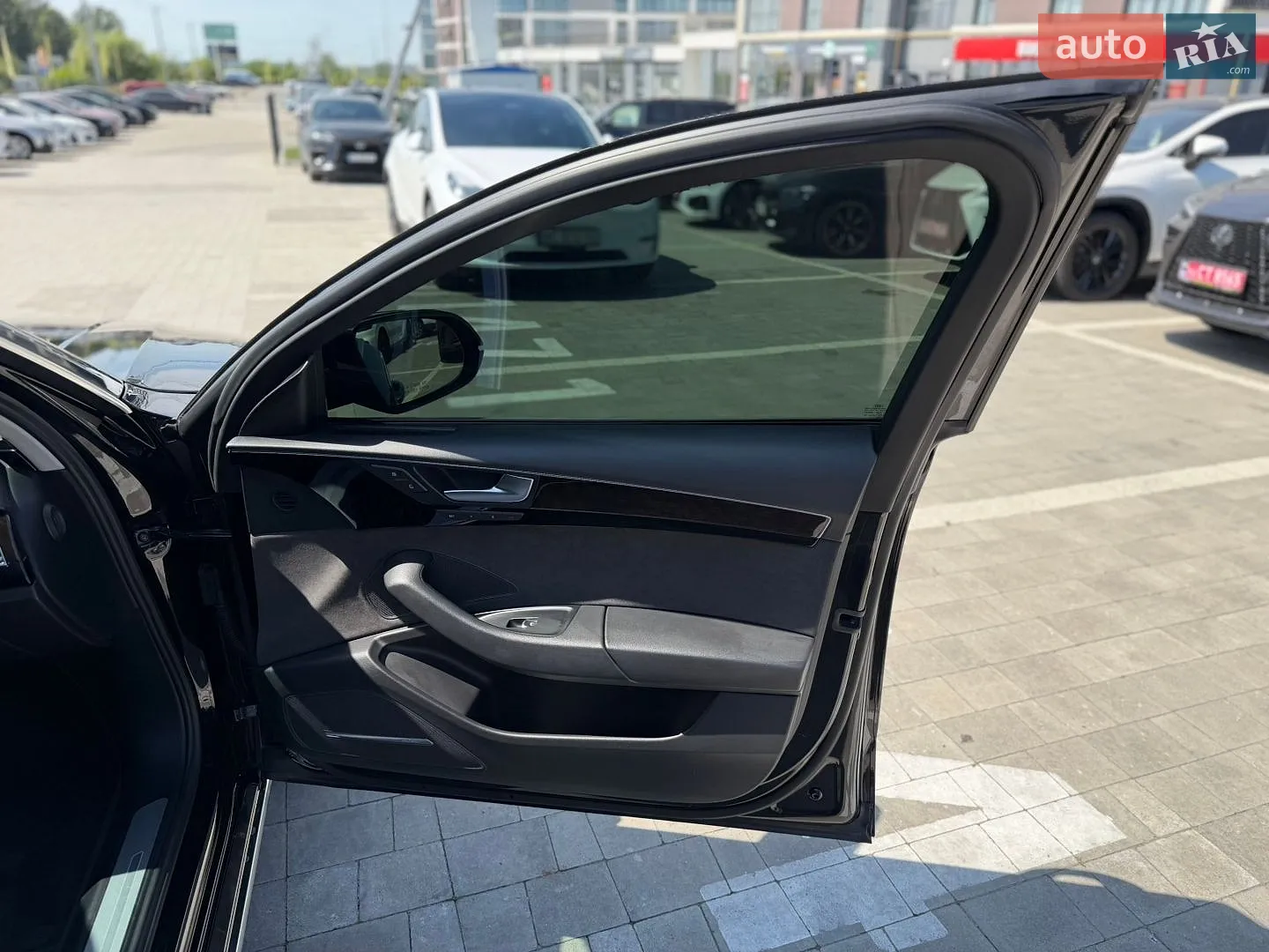 2014 Audi A8 - мініатюра 35