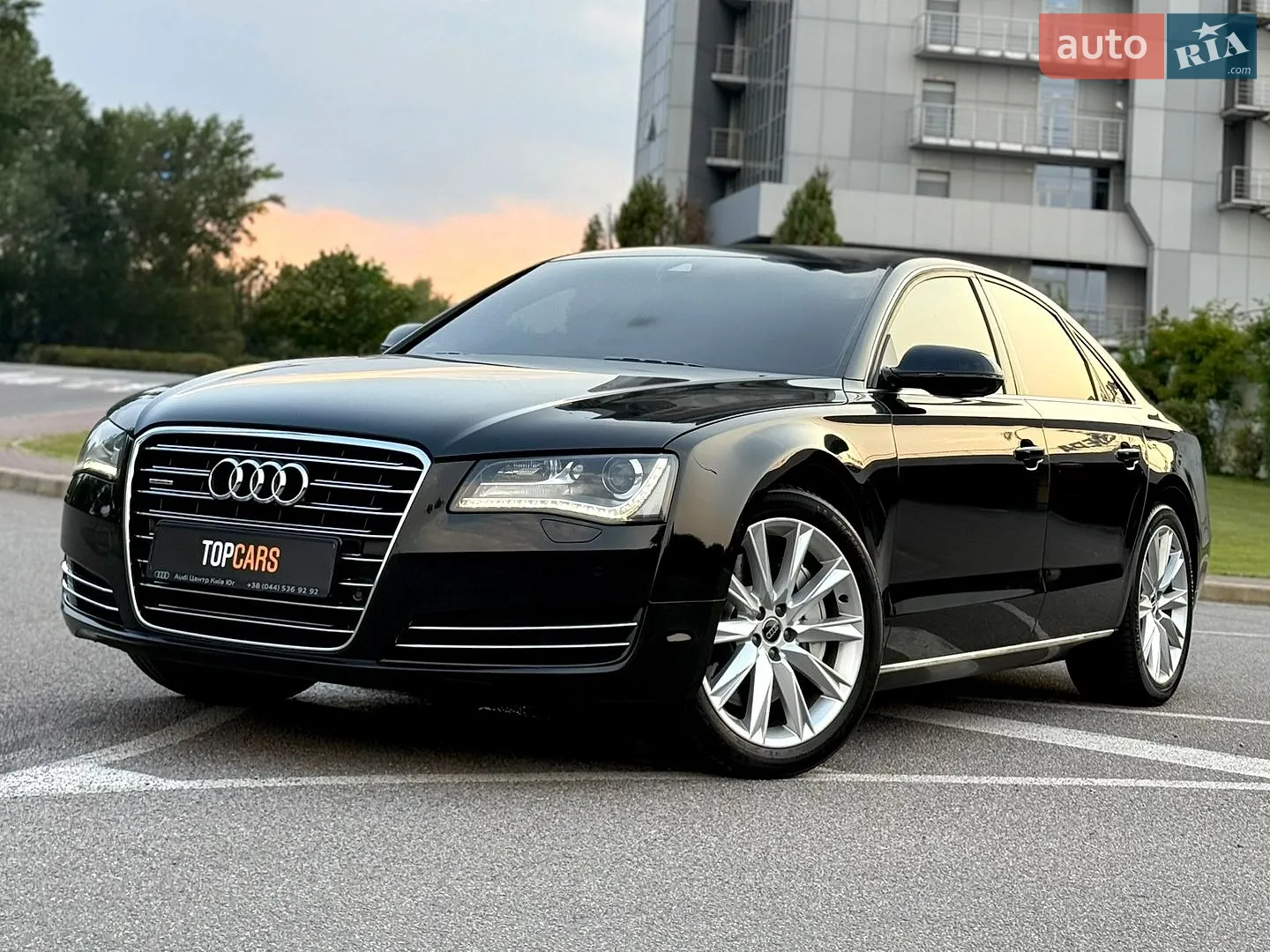 2010 Audi A8 - мініатюра 3