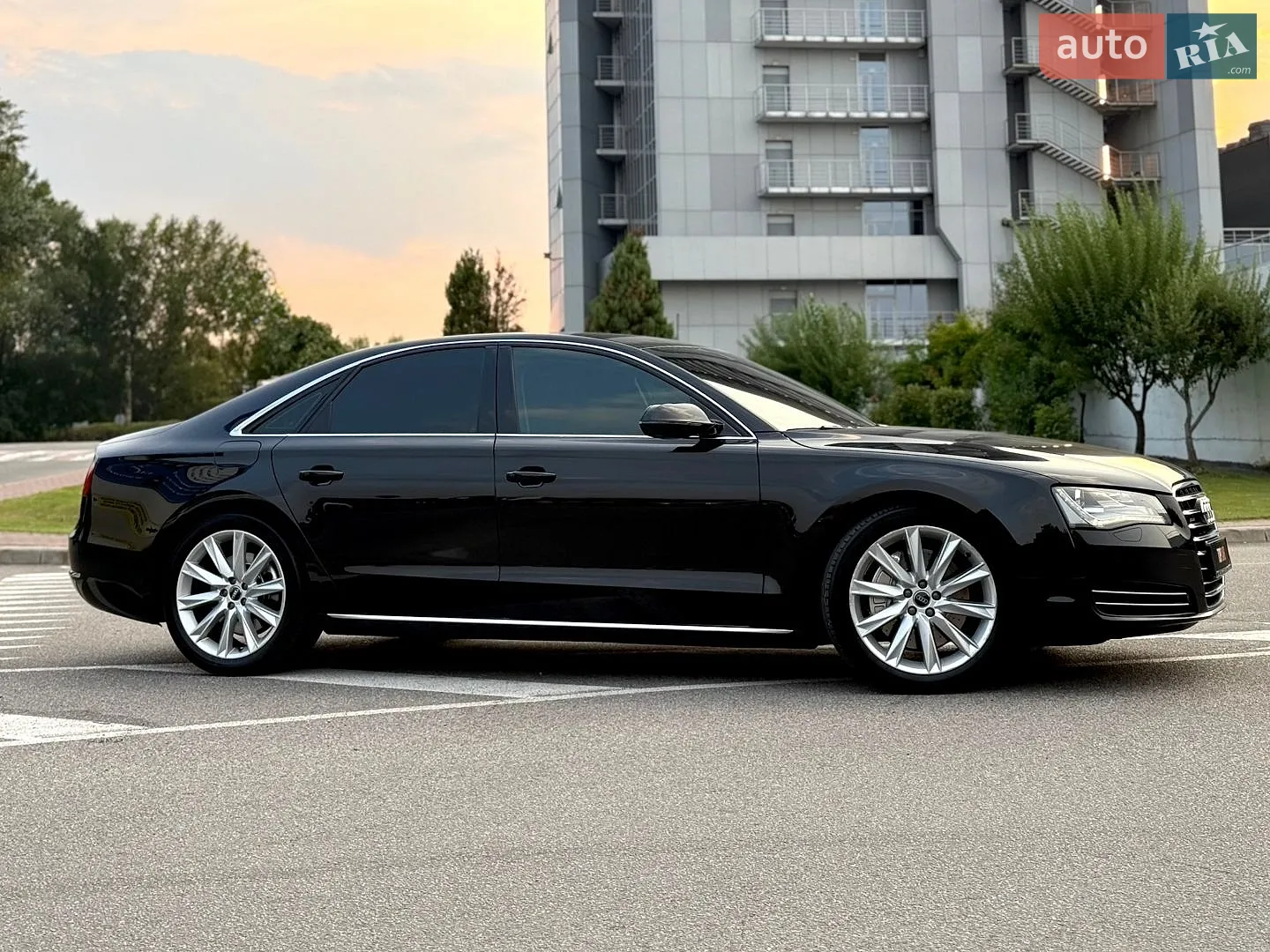 2010 Audi A8 - мініатюра 27