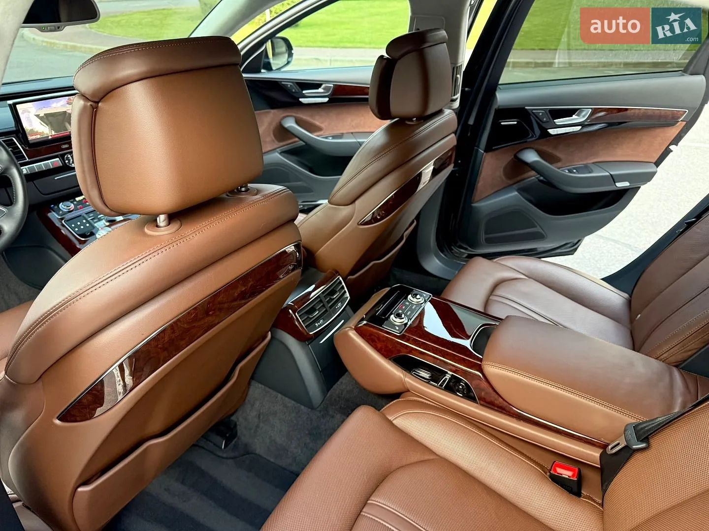 2010 Audi A8 - мініатюра 54