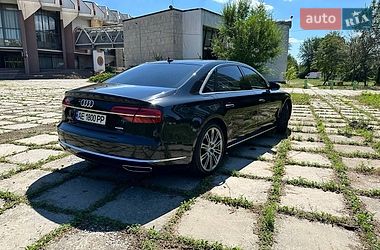 Седан Audi A8 2015 в Дніпрі