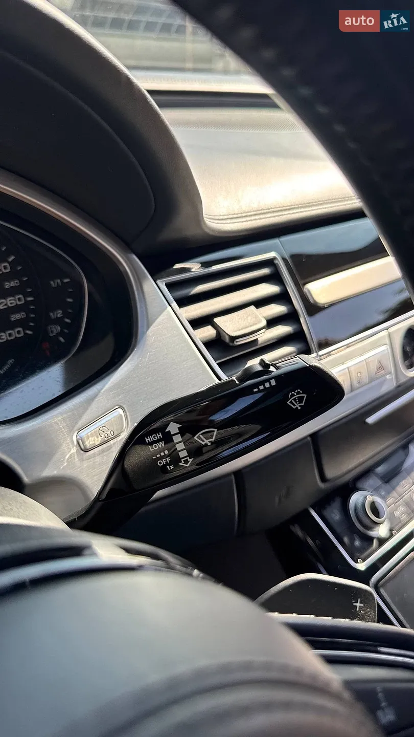2015 Audi A8 - мініатюра 23