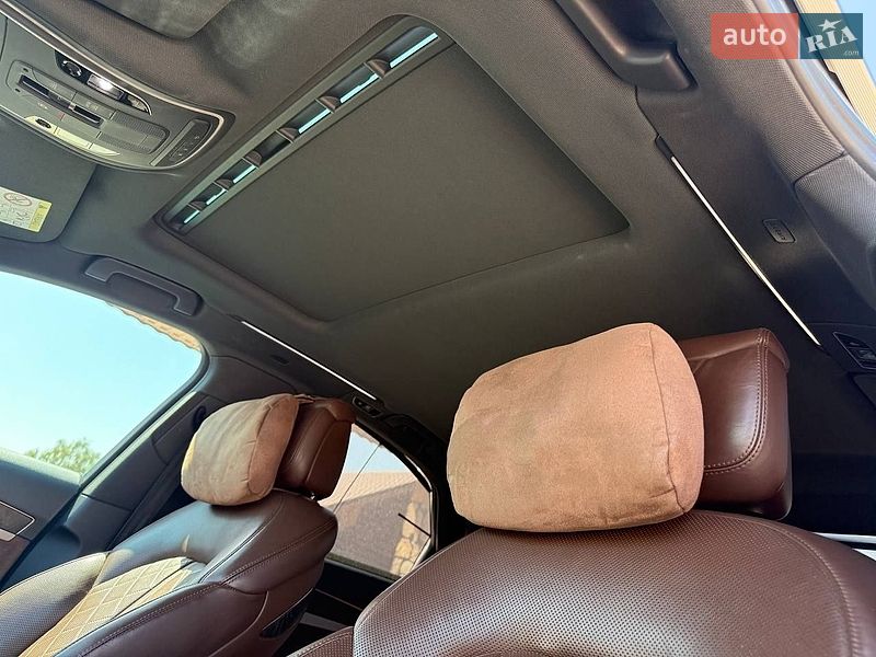 Седан Audi A8 2015 в Киеве