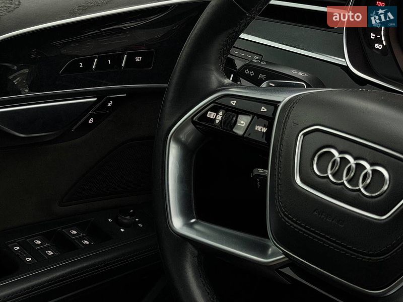 Седан Audi A8 2020 в Харькове