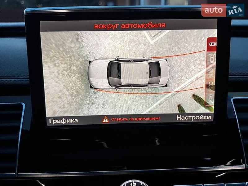 Седан Audi A8 2015 в Виноградові