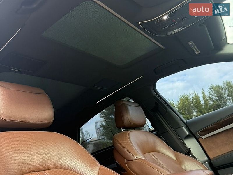 Седан Audi A8 2013 в Києві