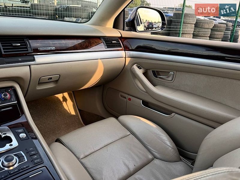 Седан Audi A8 2007 в Києві