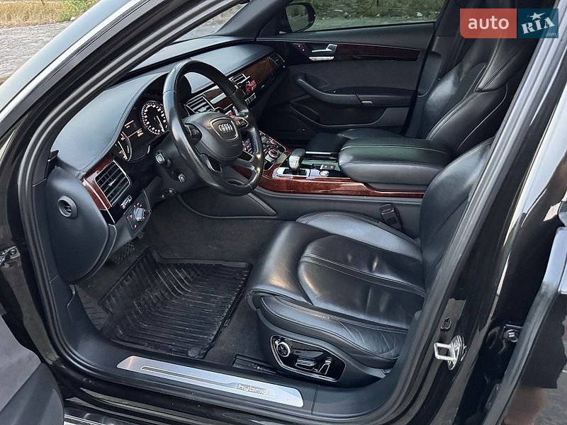 Седан Audi A8 2012 в Києві фото 23 Седан Audi A8 2012 в Києві