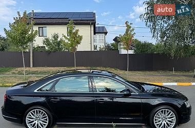 Седан Audi A8 2015 в Києві