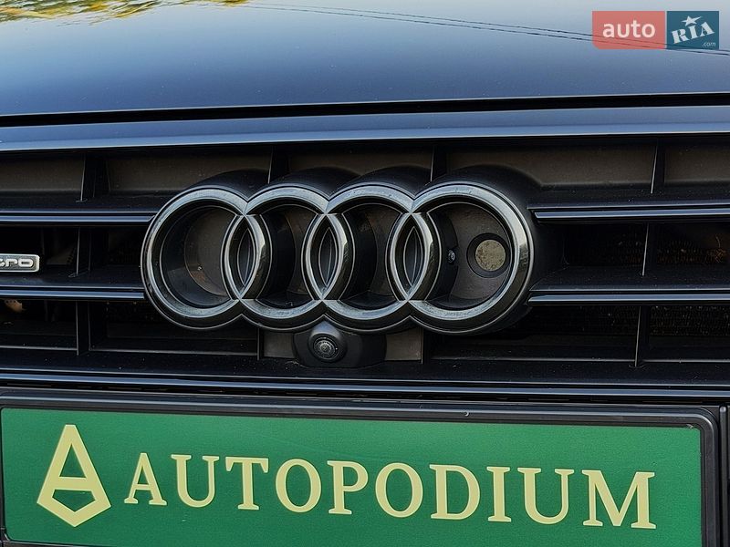 Седан Audi A8 2019 в Киеве