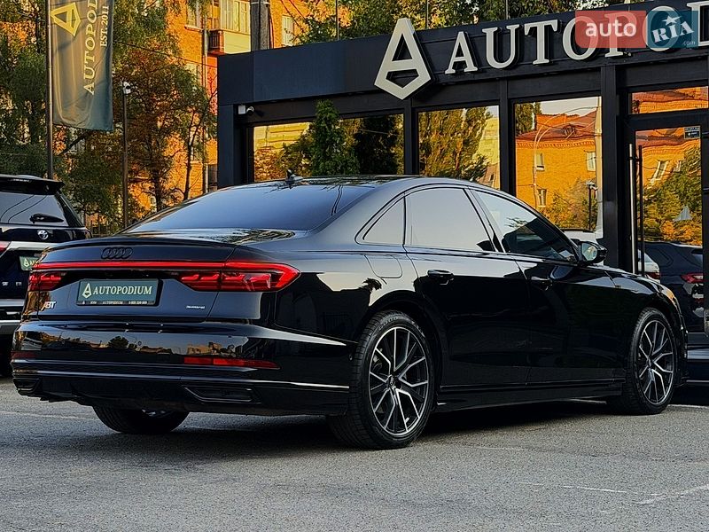 Седан Audi A8 2019 в Киеве