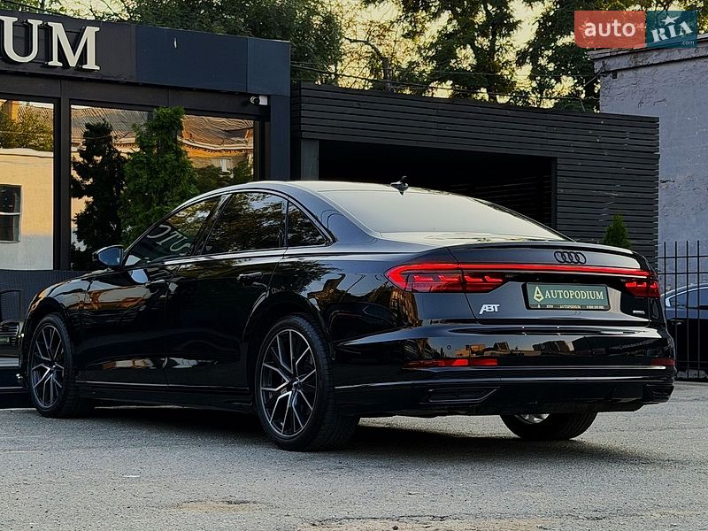 Седан Audi A8 2019 в Киеве