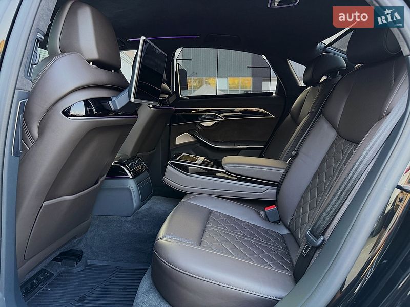 Седан Audi A8 2019 в Киеве