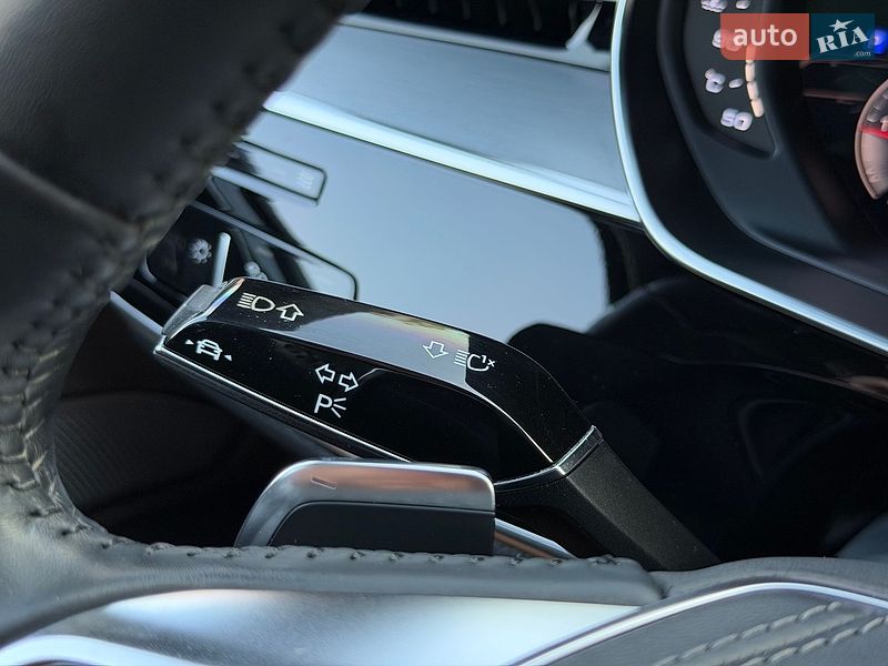Седан Audi A8 2019 в Киеве