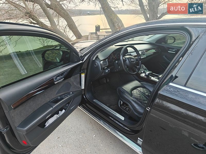 Седан Audi A8 2015 в Кропивницком фото 13 Седан Audi A8 2015 в Кропивницком