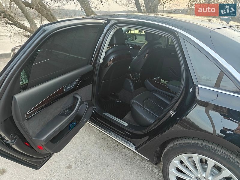Седан Audi A8 2015 в Кропивницком фото 14 Седан Audi A8 2015 в Кропивницком