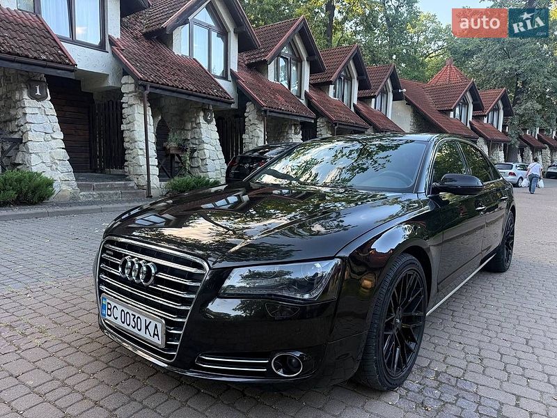 Audi A8 2012