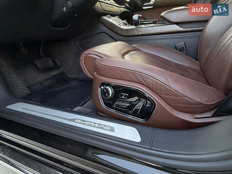 Седан Audi A8 2015 в Киеве