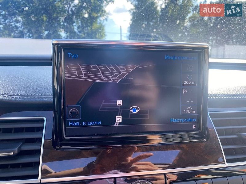 Седан Audi A8 2017 в Києві фото 43 Седан Audi A8 2017 в Києві