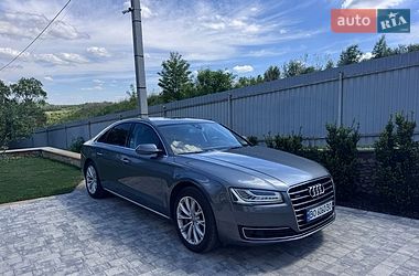 Седан Audi A8 2014 в Тернополе