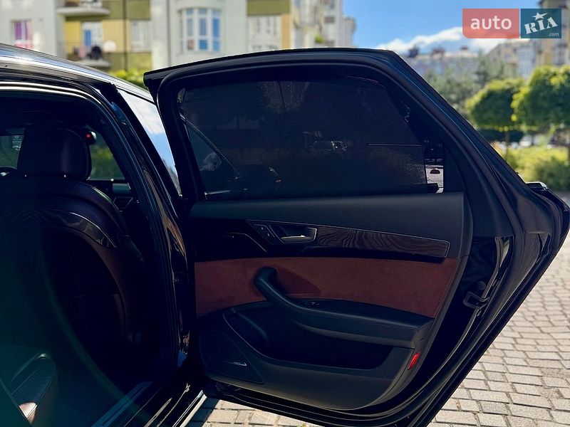 Седан Audi A8 2014 в Івано-Франківську