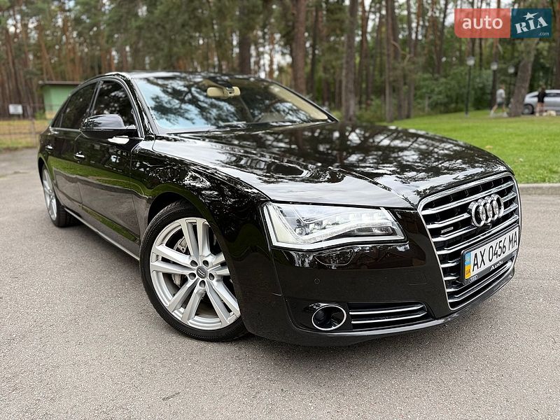 Седан Audi A8 2013 в Києві