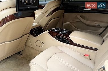 Седан Audi A8 2013 в Києві
