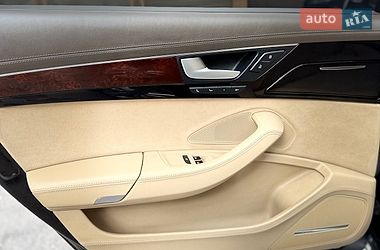 Седан Audi A8 2013 в Києві