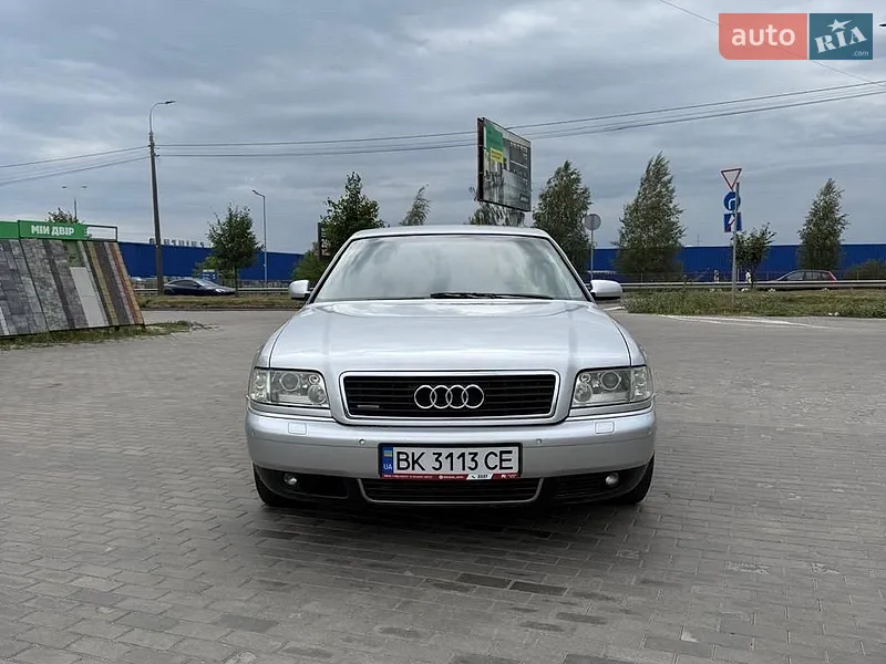 Audi A8