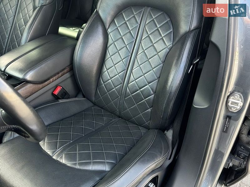 Седан Audi A8 2015 в Одессе