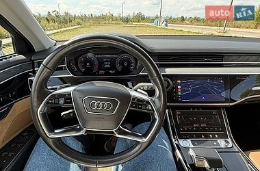 Седан Audi A8 2019 в Коломые