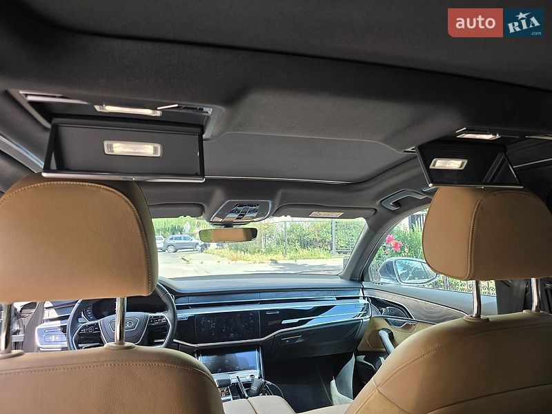 Седан Audi A8 2021 в Києві