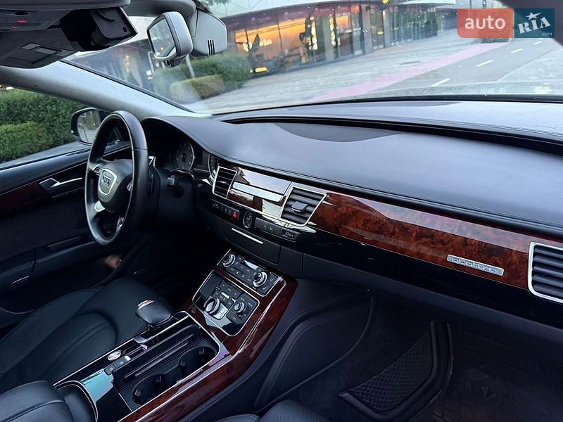 Седан Audi A8 2013 в Киеве фото 23 Седан Audi A8 2013 в Киеве