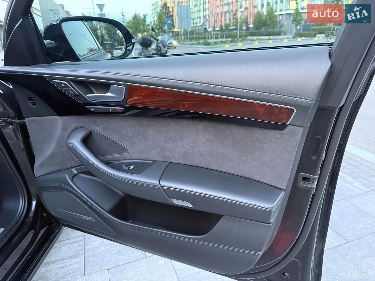 2013 Audi A8 - мініатюра 22