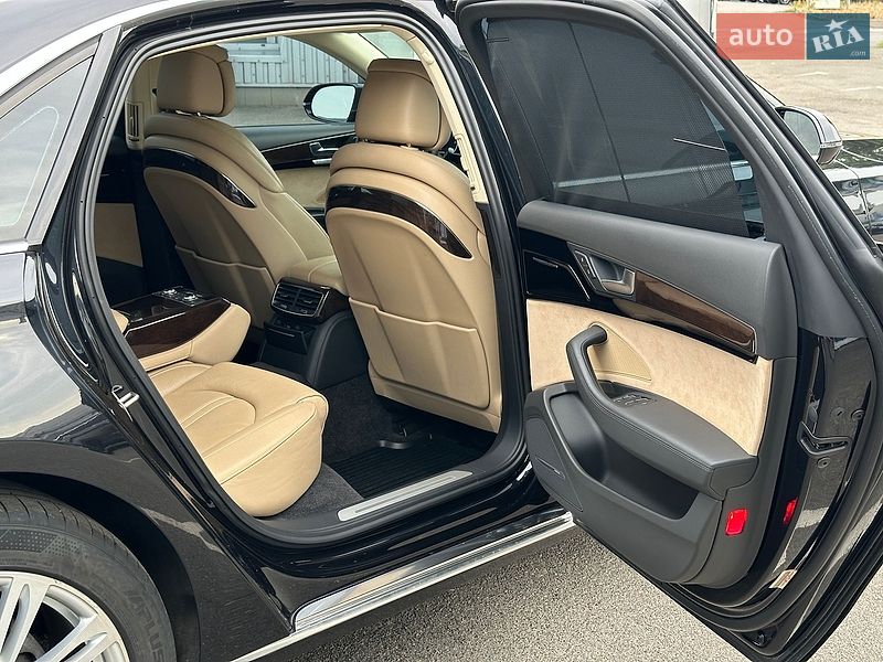 Седан Audi A8 2014 в Киеве
