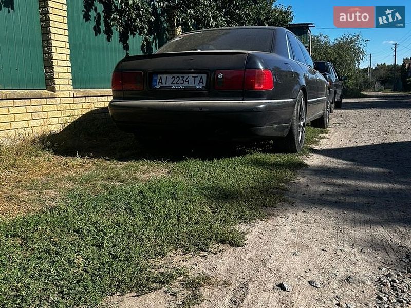 Седан Audi A8 1997 в Броварах