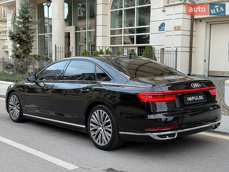 Седан Audi A8 2021 в Києві