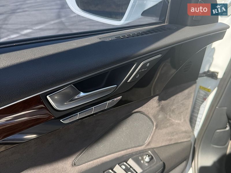 Седан Audi A8 2013 в Києві фото 7 Седан Audi A8 2013 в Києві