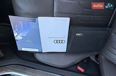 Седан Audi A8 2018 в Дніпрі