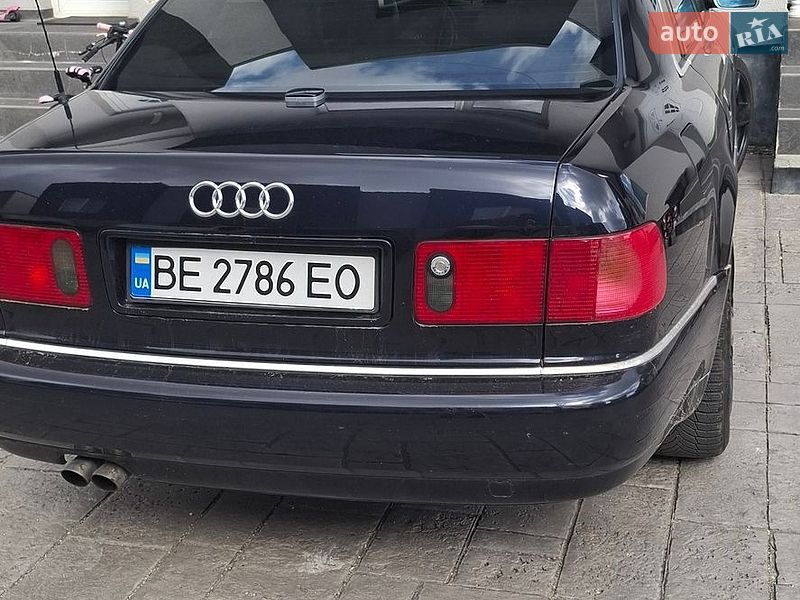 Седан Audi A8 2000 в Миколаєві