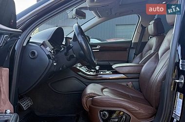 Седан Audi A8 2013 в Днепре