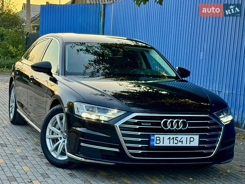 Седан Audi A8 2018 в Днепре