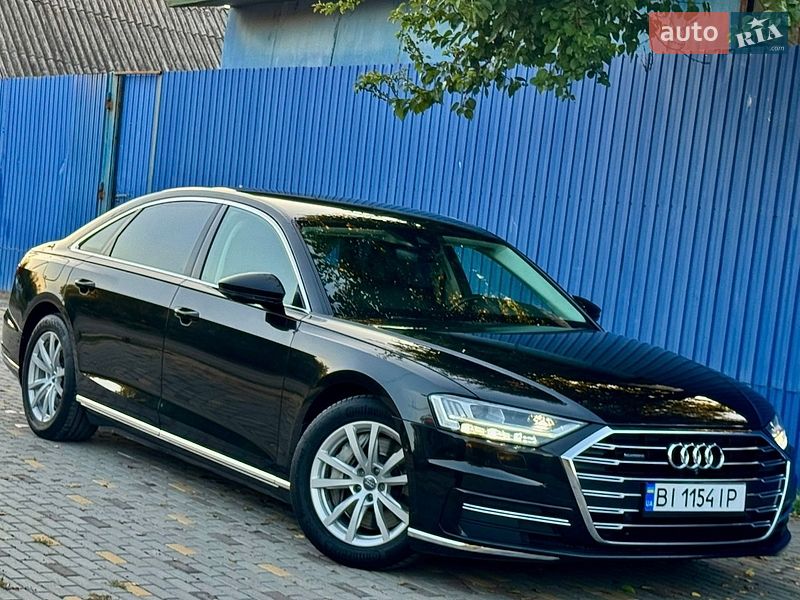 Седан Audi A8 2018 в Дніпрі