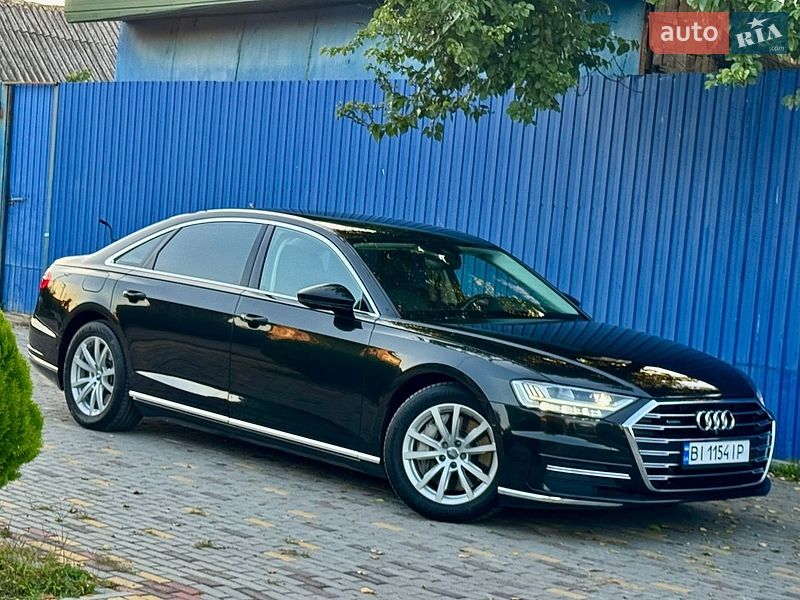 Седан Audi A8 2018 в Днепре