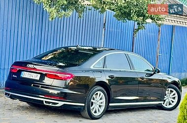 Седан Audi A8 2018 в Днепре