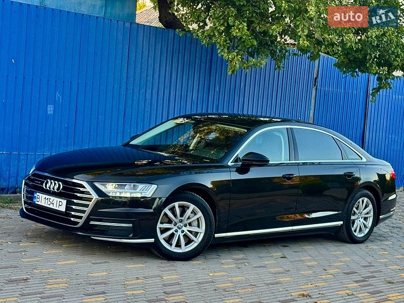 Седан Audi A8 2018 в Днепре