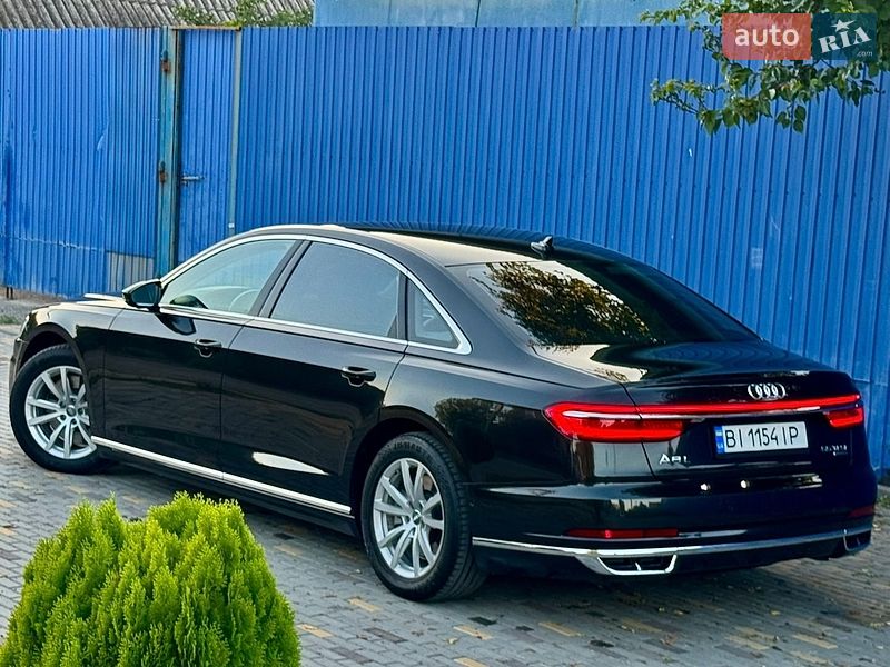 Седан Audi A8 2018 в Днепре